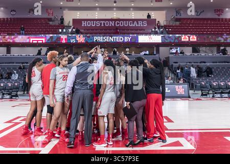Januar 2020, Houston, Texas, USA: Houston Cougars am Ende des Spiels zwischen den Houston Cougars und den Temple Owls, im Fertitta Center, Houston, Texas (Bild: © Lynn Pennington/ZUMA Wire) Stockfoto