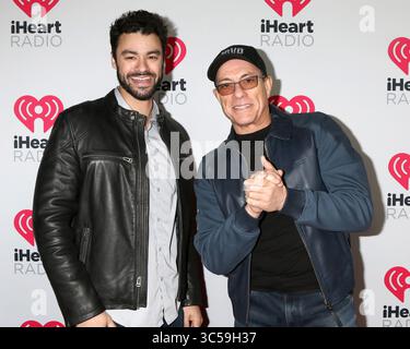 17. Januar 2020, Burbank, CA, USA: LOS ANGELES - 17. JAN: Kris Van Damme und Jean-Claude Van Damme bei den iHeartRadio Podcast Awards 2020 im iHeart Theater am 17. Januar 2020 in Burbank, CA (Credit Image: © Kathy Hutchins via ZUMA Wire) Stockfoto
