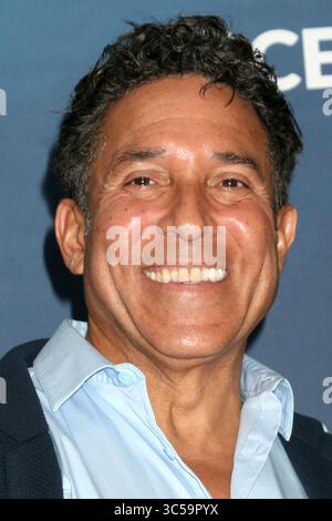 26. Juli 2025, Laguna Beach, CA, USA: LOS ANGELES - 26. JUL: Oscar Nunez bei der 18. Jährlichen SeaChange Summer Party am Montage Laguna Beach am 26. Juli 2025 in Laguna Beach, CA (Credit Image: © Kay Blake/ZUMA Press Wire) NUR ZUR REDAKTIONELLEN VERWENDUNG! Nicht für kommerzielle ZWECKE! Stockfoto