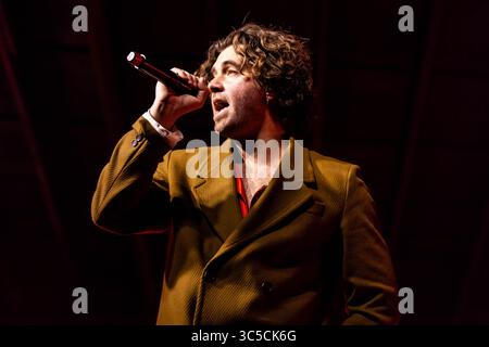 29. Januar 2020, Austin, Texas, USA: Die Indie Rock-Gruppe, amerikanische Autoren, tritt am 29. Januar 2020 (29.01.20) vor einer überfüllten Menschenmenge im Historic Scoot Inn in Austin, Texas auf. Foto von ZAC BARNETT. (Bild: © Michael Mullenix/ZUMA Wire) Stockfoto