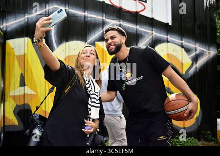 Ans, Belgien. 30. Juli 2025. Ajay Mitchell wurde während einer Pressekonferenz zum US-Basketballwettbewerb NBA am Mittwoch, den 30. Juli 2025 in ans vorgestellt. Oklahoma City Thunder mit dem belgischen Point Guard Mitchell gewann die Liga. BELGA PHOTO ERIC LALMAND Credit: Belga News Agency/Alamy Live News Stockfoto