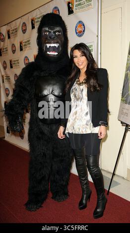 Kim Kardashian beim Celebrity Skee Ball Turnier zur Unterstützung des Dian Fossey Gorilla Fund in New York City am 9. Juni 2010 Stockfoto