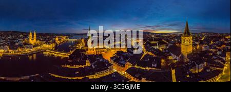 7. November 2015, Zürich, Schweiz: Panoramablick auf die Stadt Zürich bei Nacht, Schweiz (Kreditbild: © Airpano LLC/Amazing Aerial Via ZUMA Wire) Stockfoto
