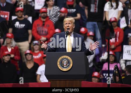 26. Juni 2019, Colorado Springs, Colorado, Vereinigte Staaten: US-Präsident Donald Trump spricht bei einer Wahlkampfkundgebung in Colorado Springs am 20. Februar 2020 während eines Wahlkampfs durch den Westen der USA. Colorado wird seine Präsidentschaftswahlen am 3. März abhalten, die erste Präsidentschaftswahlen seit 2004. Colorado verließ sich bei früheren Präsidentschaftswahlen auf ein Caucus-System. (Bild: © Bob Pearson/ZUMA Wire) Stockfoto