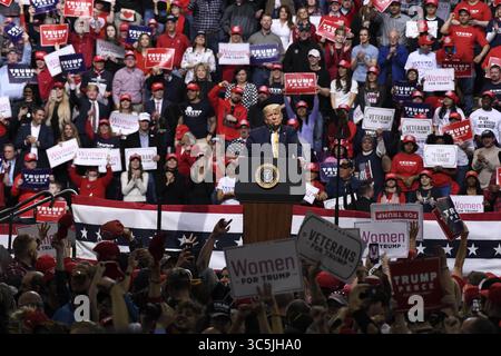 26. Juni 2019, Colorado Springs, Colorado, Vereinigte Staaten: US-Präsident Donald Trump spricht bei einer Wahlkampfkundgebung in Colorado Springs am 20. Februar 2020 während eines Wahlkampfs durch den Westen der USA. Colorado wird seine Präsidentschaftswahlen am 3. März abhalten, die erste Präsidentschaftswahlen seit 2004. Colorado verließ sich bei früheren Präsidentschaftswahlen auf ein Caucus-System. (Bild: © Bob Pearson/ZUMA Wire) Stockfoto