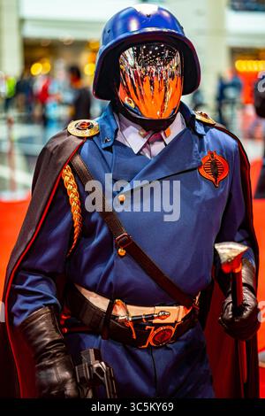 Februar 2020, Chicago, Illinois, USA: Cobra Commander Cosplayer auf der C2E2 (Foto: © Chris Riha/ZUMA Wire) Stockfoto