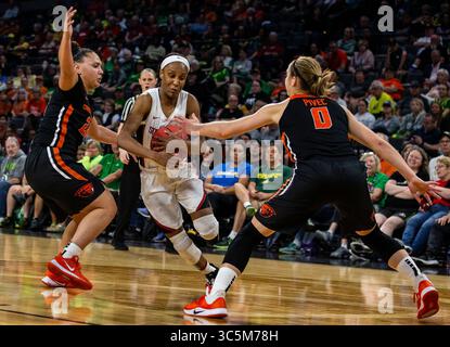 6. März 2020 Las Vegas, NV, USA Kiana Williams, Kardinalgarde von Stanford, Kardinal Kiana Williams (23), fährt im Viertelfinale des NCAA Pac 12 Women's Basketball Tournament zwischen Stanford Cardinal und den Oregon State Beavers 68-57 im Mandalay Bay Event Center Las Vegas, NV, zum Basketball-Basketball-Turnier. Thurman James/CSM(Credit Image: &Copy; Thurman James/CSM via ZUMA Wire) Stockfoto