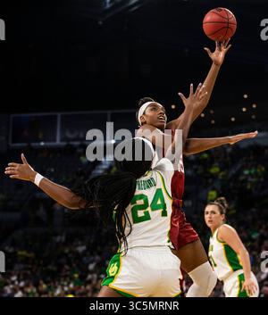 8. März 2020 Las Vegas, NV, USA die Stürmerin Maya Dodson (15) des Stanford-Kardinals fährt während der NCAA Pac 12 Women's Basketball Tournament Championship zwischen Oregon Ducks und dem Stanford Cardinal 56-89, der im Mandalay Bay Event Center Las Vegas, NV, verloren ging. Thurman James/CSM(Credit Image: &Copy; Thurman James/CSM via ZUMA Wire) Stockfoto