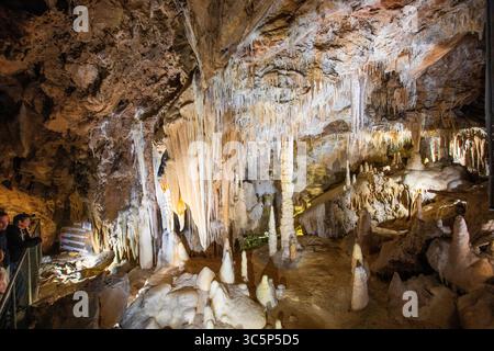 Frankreich, die Canalettes-Höhlen in Ville-Franche in den Pyrenäen sind ein Touristenziel. Stockfoto