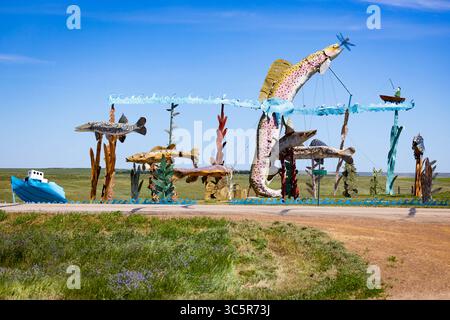 Regent, USA – 13. Juli 2025: Die Fisherman's Dream-Skulptur am North Dakotas Enchanted Highway Stockfoto