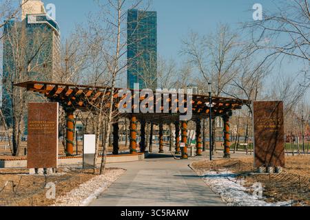 Blue Sky Tower und Ulaanbaatar, Mongolei - 2. märz 2025. Hochwertige Fotos Stockfoto