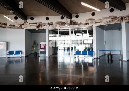 April 2020, Yebes, GUADALAJARA, SPANIEN: Detail des AVE-Bahnhofs Yebes während der COVID-19-Pandemie am 24. April 2020 in Madrid, Spanien (Kreditbild: © Oscar J. Barroso/AFP7 Via ZUMA Wire) Stockfoto
