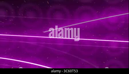 Fließende Neonlichtstreifen erzeugen diagonale Linien im digitalen kosmischen Raum mit leuchtenden Partikeln Stockfoto