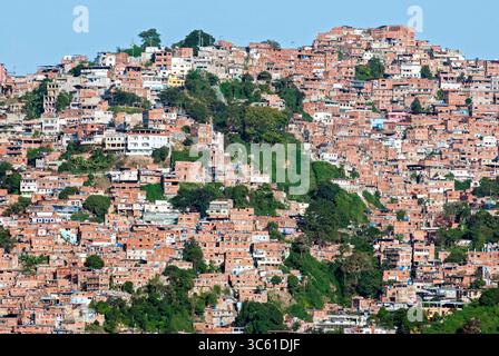 8. Januar 2011, Caracas, Miranda, Venezuela: Petare in Caracas ist eines der größten und gefährlichsten in Lateinamerika. Hauptstadt der Gemeinde Sucre im Bundesstaat Miranda und einer der 32 Gemeinden im Großraum Caracas. (Bild: © Jimmy Villalta/ZUMA Wire) Stockfoto