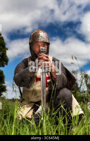 Ein Mann, der als Templer gekleidet ist, Dänemark Stockfoto