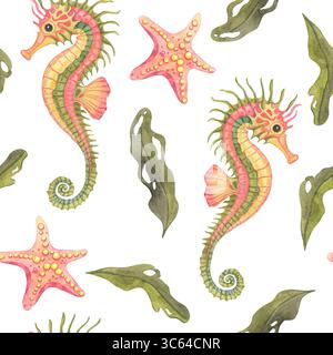 Leuchtende Korallensterne, Rippenalgen und gelb-grüne Seepferdchen füllen dieses nahtlose Aquarell-Clipart. Perfekt für Stoff, Sommertischdecken oder Notizbuch- und Planerbezüge Stockfoto