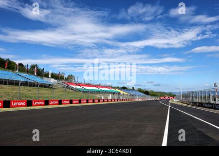 Budapest, Ungarn. 31. Juli 2025. Atmosphäre auf dem Rundweg – Ausgang der Boxengasse. 31.07.2025. Formel-1-Weltmeisterschaft, Rd 14, Großer Preis Von Ungarn, Budapest, Ungarn, Vorbereitungstag. Quelle: James Moy/Alamy Live News Stockfoto