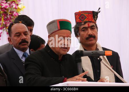 Raja Virbhadra Singh sprach im Mai 2018 in Karsog, Himachal Pradesh Stockfoto