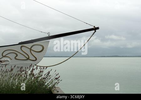 Helka, historisches Schiff im Hafen von Keszthely am Balaton Stockfoto