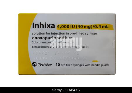 Schachtel Infix Injektionslösung in einer Fertigspritze Enoxaparin-Natrium isoliert auf weißem Hintergrund Stockfoto