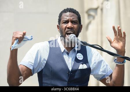 Juni 2020, New York, NY, USA: 4. Juni 2020 New York City. Jumaane Williams nahm am 4. Juni 2019 an der Gedenkfeier für George Floyd im Cadman Plaza Park Brooklyn Teil. (Foto: © Kristin Callahan/Ace Pictures via ZUMA Press) Stockfoto