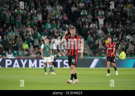 31. Juli 2025; Easter Road, Edinburgh, Schottland: UEFA Europa League, zweite Qualifikationsrunde, zweites Leg, Hibernian gegen Midtjylland; Victor Bak aus Midtjylland Stockfoto