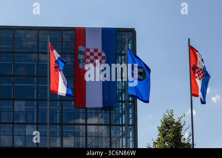 Juni 31, Zagreb, Kroatien, Parade der kroatischen Streitkräfte und Armee anlässlich des 30. Jahrestages der Befreiung durch Operation Storm Stockfoto