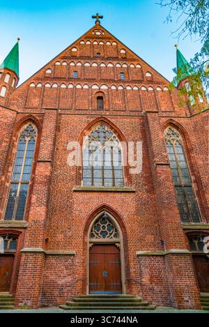Toller Blick auf die berühmte Propsteikirche St. Johann in Bremen, ein Beispiel für den gotischen Backsteinstil. Das Gebäude war ein Bremer Denkmal... Stockfoto