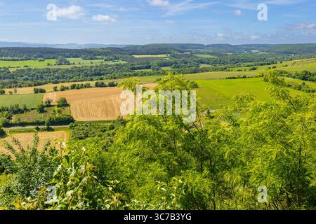 Blick auf den Regionalen Naturpark Morvan von Vézelay, Yonne, Burgund, Frankreich Stockfoto