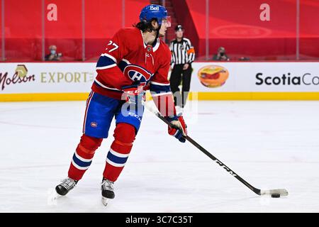 1. Februar 2021: Der Verteidiger Alexander Romanov (27) der Montreal Canadiens überlegt seine Optionen beim Spiel Vancouver Canucks gegen das Montreal Canadiens im Bell Centre in Montreal, Québec. David Kirouac/CSM(Credit Image: &Copy; David Kirouac/CSM via ZUMA Wire) Stockfoto