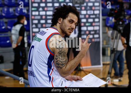 4. Februar 2021, Barcelona, Spanien: Shane Larkin von Anadolu Efes Istanbul während des Turkish Airlines EuroLeague Spiels zwischen dem FC Barcelona und Anadolu Efes Istanbul im Palau Blaugrana in Barcelona. (Bild: © David Ramirez/DAX via ZUMA Wire) Stockfoto