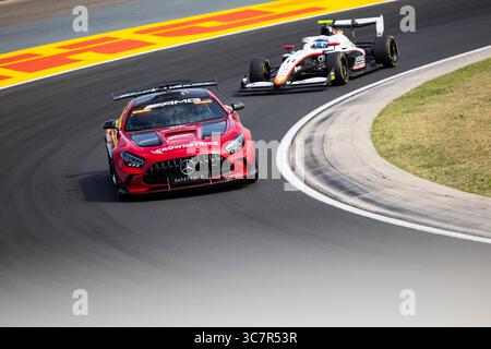 Mogyorod, Hongrie. August 2025. Safety Car während der 9. Runde der FIA Formel-3-Meisterschaft 2025 vom 1. Bis 3. August 2025 auf dem Hungaroring in Mogyorod, Ungarn - Foto DPPI Credit: DPPI Media/Alamy Live News Stockfoto