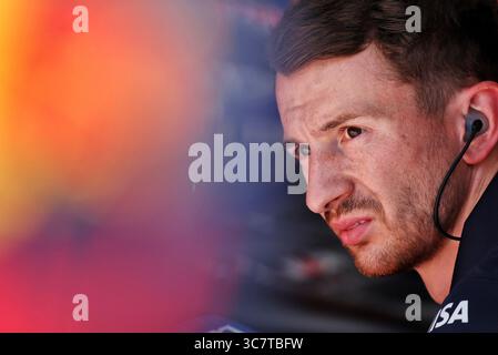Budapest, Ungarn. August 2025. Red Bull Racing Mechaniker. 02.08.2025. Formel-1-Weltmeisterschaft, Rd 14, Großer Preis Von Ungarn, Budapest, Ungarn, Qualifizierender Tag. Quelle: James Moy/Alamy Live News Stockfoto