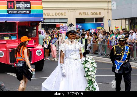 Brighton, East Sussex, Großbritannien. August 2025. Brighton & Hove Pride LGBTQ Community Parade 2025 am Samstag, den 2. August - Quelle: Stephanie Black/Alamy Live News Stockfoto