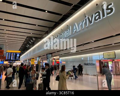 Internationale Ankunftshalle im Flughafen Heathrow, Terminal 2 Stockfoto