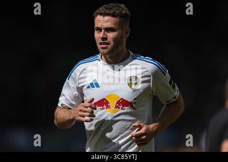 Leeds, Großbritannien. August 2025. Leeds, Großbritannien. August 2025. Gabriel Gudmundsson von Leeds United während des Vorbereitungsspiels Leeds United gegen Villarreal in Elland Road, Leeds, Großbritannien, 2. August 2025 (Foto: Mark Cosgrove/News Images) Credit: News Images LTD/Alamy Live News Stockfoto