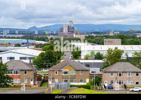 Bau des South Clyde Energy Centre an Energy from Waste Facility (EFW) in der Nähe von Wohnhäusern, Cardonald, Glasgow, Schottland, Vereinigtes Königreich Stockfoto
