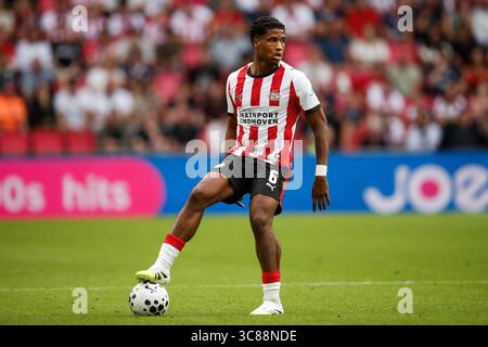 EINDHOVEN - Ryan Flamingo von PSV Eindhoven während der 29. Ausgabe des Johan Cruijff Schaals zwischen PSV Eindhoven und Go Ahead Eagles im Phillips Stadium am 3. August 2025 in Eindhoven, Niederlande. ANP BART STOUTJESDIJK Stockfoto