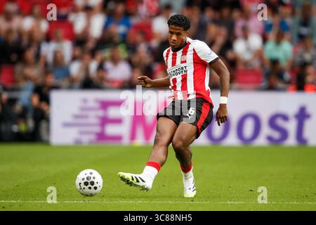 EINDHOVEN - Ryan Flamingo von PSV Eindhoven während der 29. Ausgabe des Johan Cruijff Schaals zwischen PSV Eindhoven und Go Ahead Eagles im Phillips Stadium am 3. August 2025 in Eindhoven, Niederlande. ANP BART STOUTJESDIJK Stockfoto