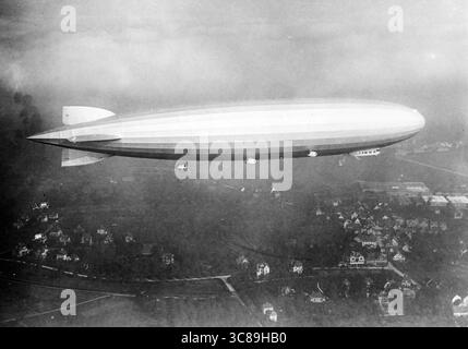 Das Luftschiff ZR-III wurde vom Luftschiffbau Zeppelin gebaut Stockfoto