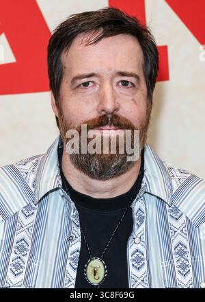 Hollywood, Usa. August 2025. HOLLYWOOD, LOS ANGELES, KALIFORNIEN, USA - 3. AUGUST: Der US-amerikanische Filmregisseur, Dichter, Kritiker und Drehbuchautor Tony Tost kommt am 3. August 2025 bei der Los Angeles Special Screening von Lionsgate's 'Americana' im Desert 5 Spot at Hollywood Volume, A Tribute Portfolio Hotel Los Angeles (ehemals tommie Hollywood - JDV by Hyatt) in Hollywood, Los Angeles, Kalifornien, USA. (Foto: Xavier Collin/Image Press Agency) Credit: Image Press Agency/Alamy Live News Stockfoto