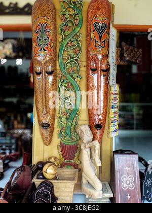 Traditionelles Souvenir aus Holz aus Indonesien Stockfoto