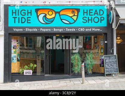 High Tide Head Shop, The Terrace, Torquay, Devon, England, Großbritannien Stockfoto