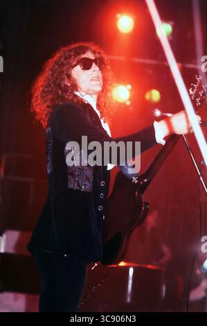 Ian Hunter, Leadsänger und Gitarrist der britischen Rockband Mott The Hoople. Foto aus dem Jahr 1971. Stockfoto