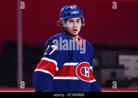 20. März 2021: Der Verteidiger Alexander Romanov (27) der Montreal Canadiens im warm-Up vor dem Spiel der Vancouver Canucks gegen das Montreal Canadiens im Bell Centre in Montreal, Quebec. David Kirouac/CSM(Credit Image: &Copy; David Kirouac/CSM via ZUMA Wire) Stockfoto