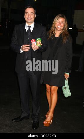 Jimmy Fallon und seine Frau Nancy Juvonen beim sechsten jährlichen Can-Do Awards in Aid of Food Bank for New York am 21. April 2009 Stockfoto