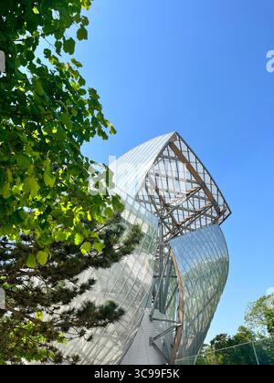 Fondation Louis Vuitton, Bois de Boulogne, Paris, Frankreich. Stockfoto