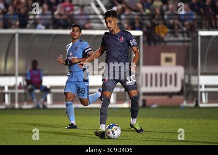 September 2022, Edwardsville, IL, Vereinigte Staaten: EDWARDSVILLE, IL - 18. SEPTEMBER: Vitor Dias #10 St. Louis City2 mit dem Ball während eines Spiels zwischen Sporting KC II und St Louis City 2 im Ralph Korte Stadium am 18. September 2022 in Edwardsville, Illinois. (Kreditbild: © Bill Barrett/ISIPhotos via ZUMA Press Wire) Stockfoto