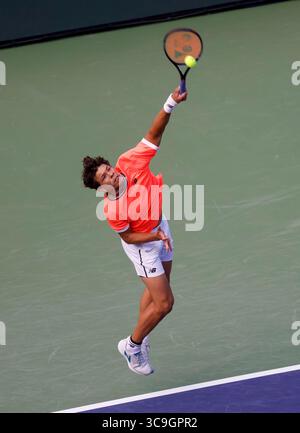 Am 11. März 2023 spielt Ben Shelton bei den BNP Paribas Open 2023 im Indian Wells Tennis Garden in Indian Wells (Kalifornien) gegen Taylor Fritz. Obligatorischer Bildnachweis: Charles Baus/CSM (Bildnachweis: © Charles Baus/CSM via ZUMA Press Wire) Stockfoto
