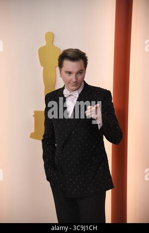 12. März 2023, Los Angeles, Kalifornien, USA: PAUL DANO während der Ankunft des roten Teppichs für die 95. Academy Awards, verliehen von der Academy of Motion Picture Arts and Sciences (AMPAS), im Dolby Theatre in Hollywood. (Bild: © Kevin Sullivan via ZUMA Press Wire) Stockfoto